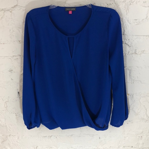 Vince Camuto Tops - Vince Camuto Bubble Hem Blouse